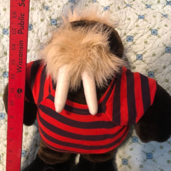 SOLD! Vintage Double Toe Wally Skating Walrus - Picture 7 of 12